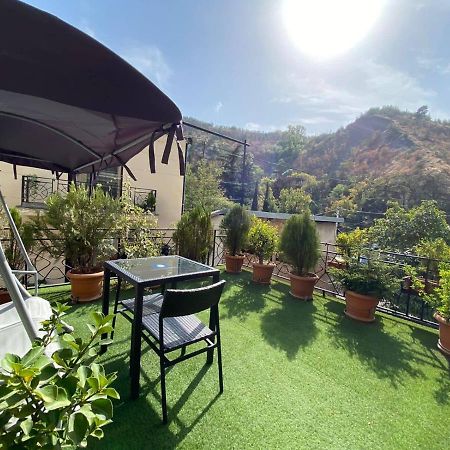 Brand New Apartment With Terrace 트빌리시 외부 사진