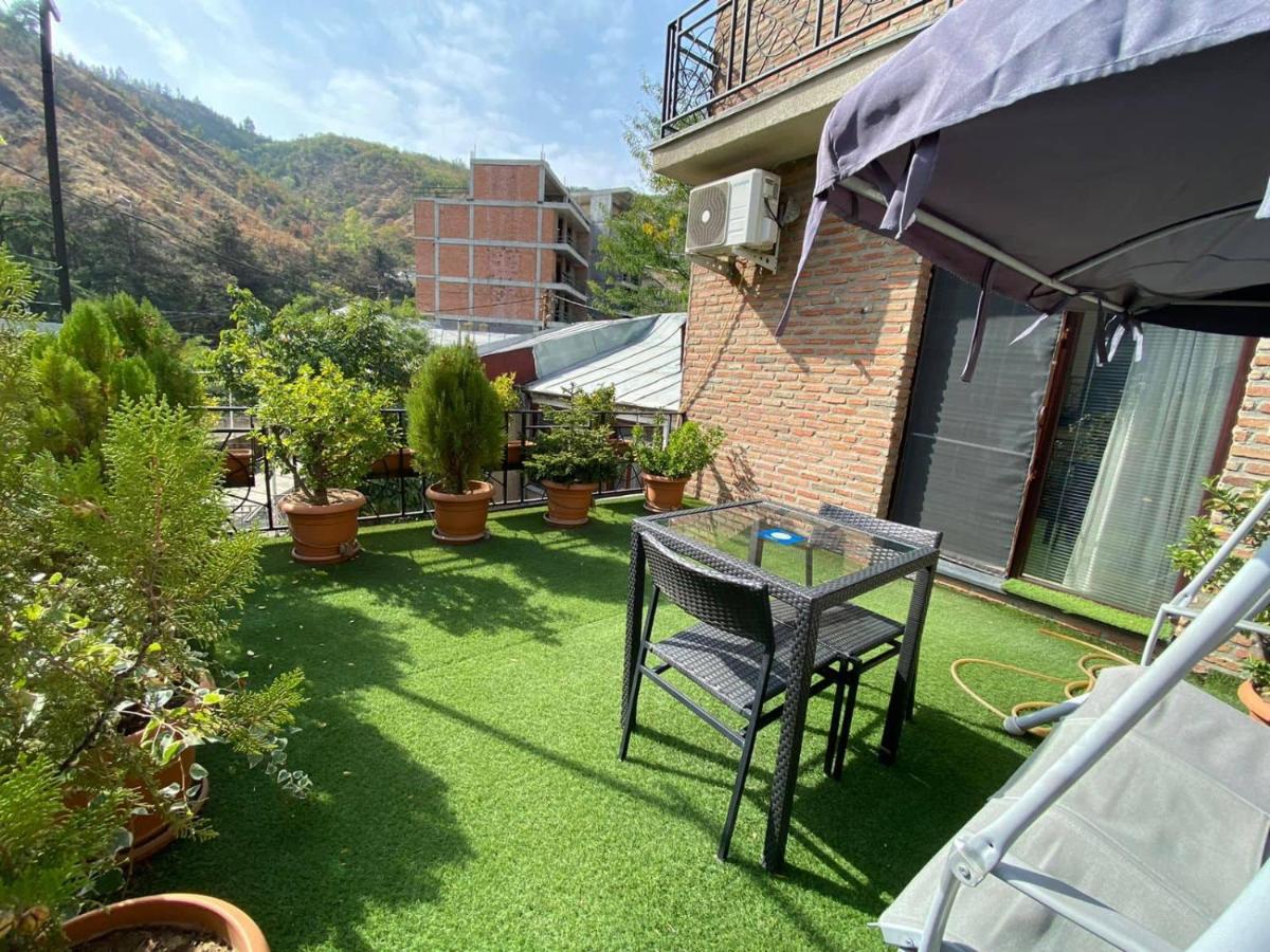 Brand New Apartment With Terrace 트빌리시 외부 사진