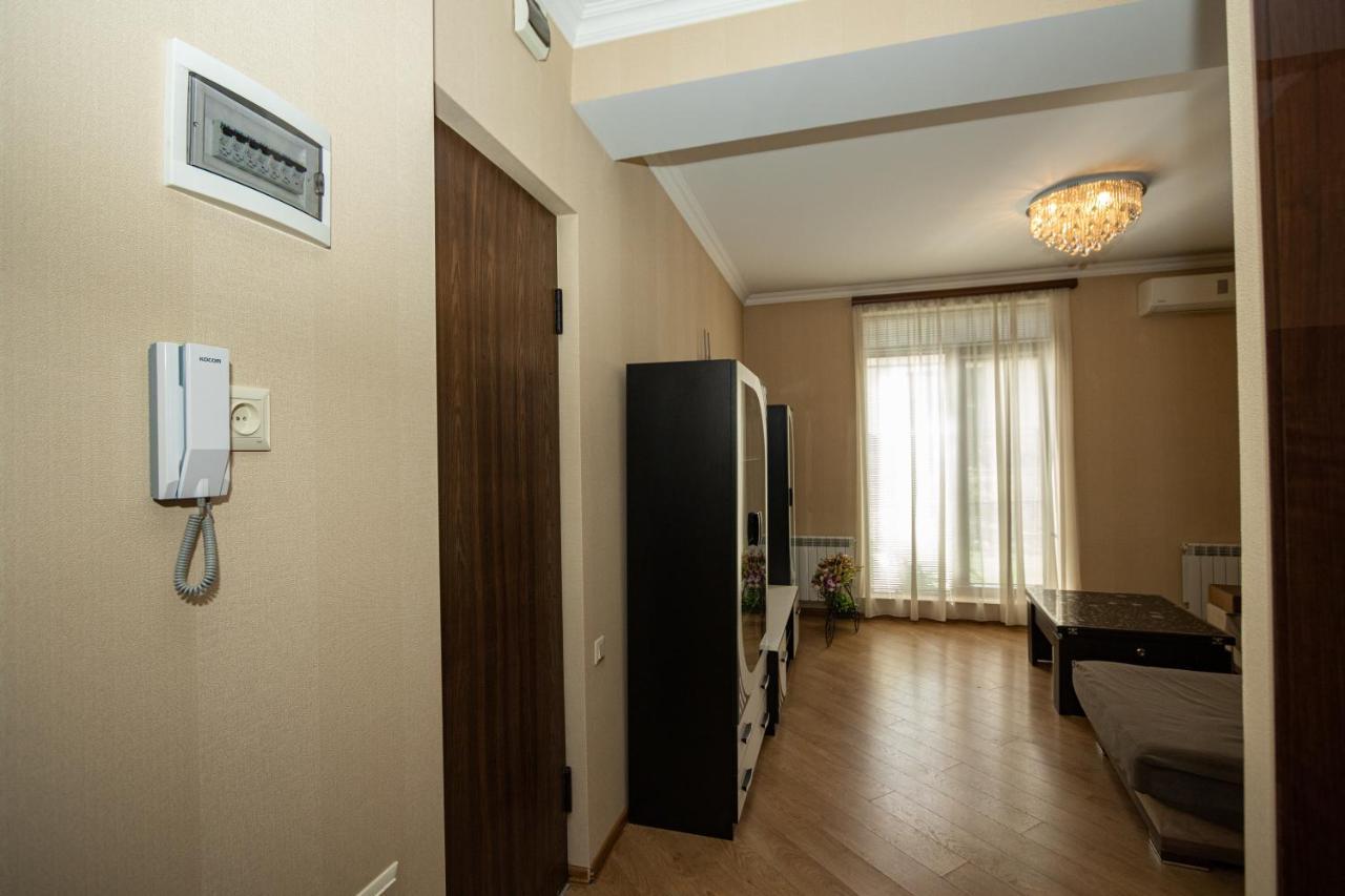 Brand New Apartment With Terrace 트빌리시 외부 사진